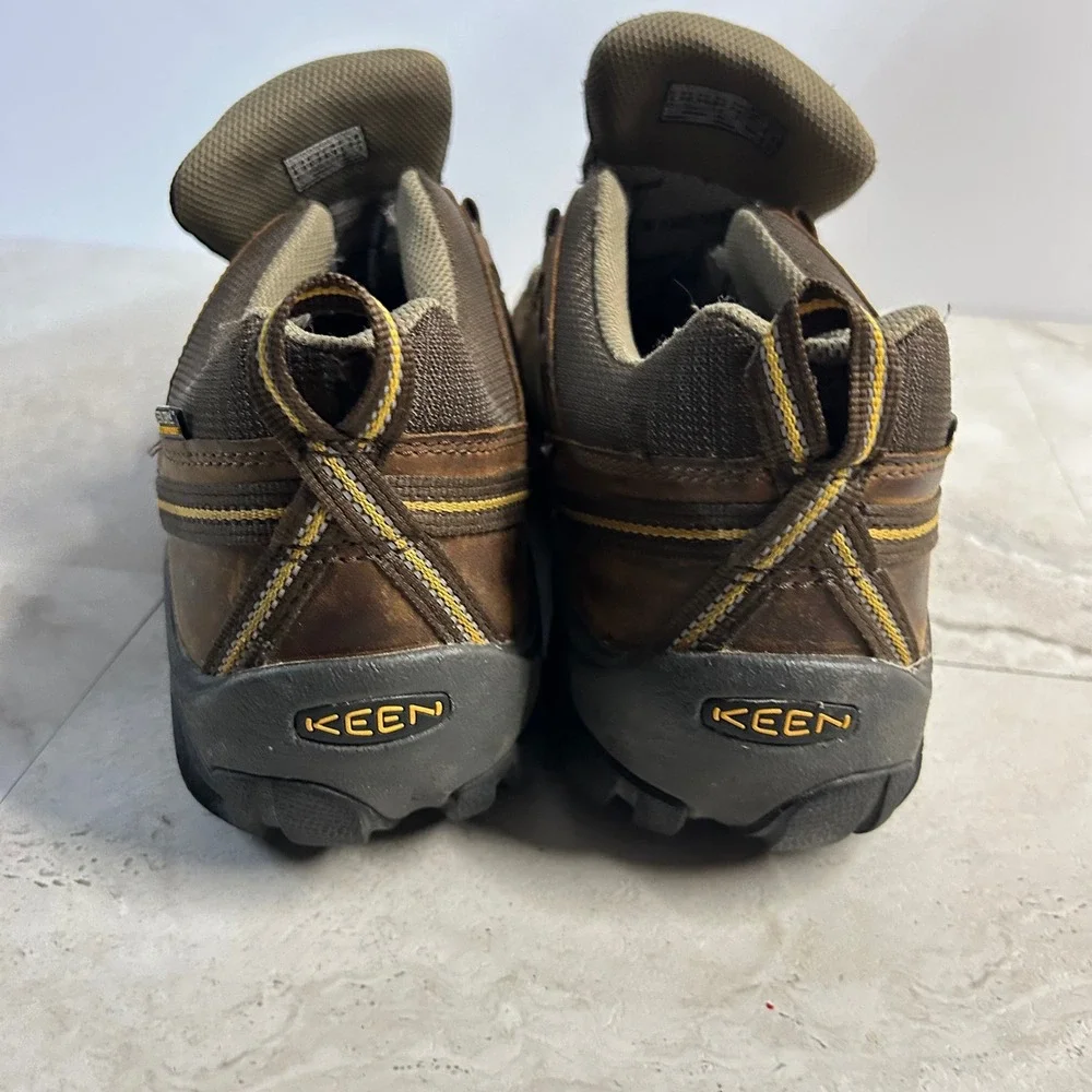 KEEN Targhee Waterproof Hiking Shoes Brown Mens 12 Wide Leather Trail Sneakers